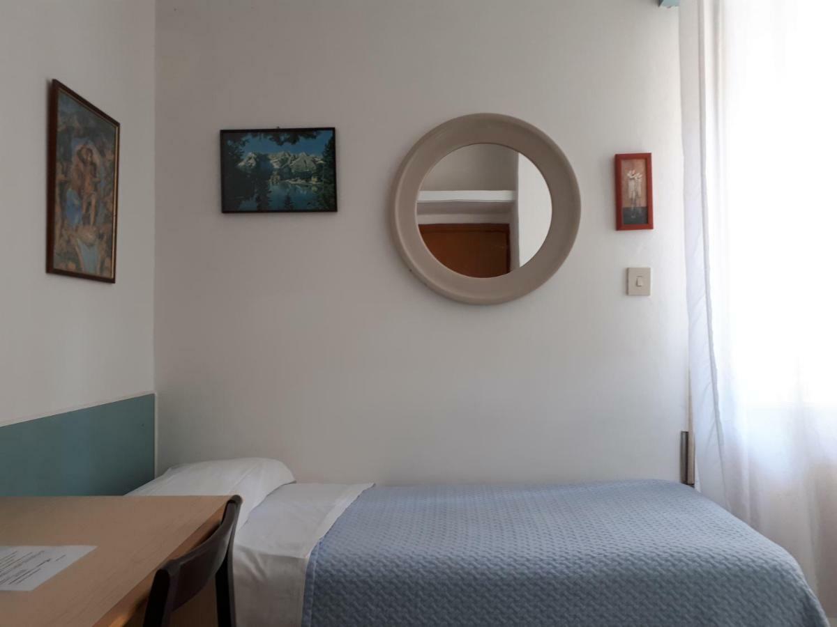 Hotel Villa Dina Lido di Jesolo Luaran gambar