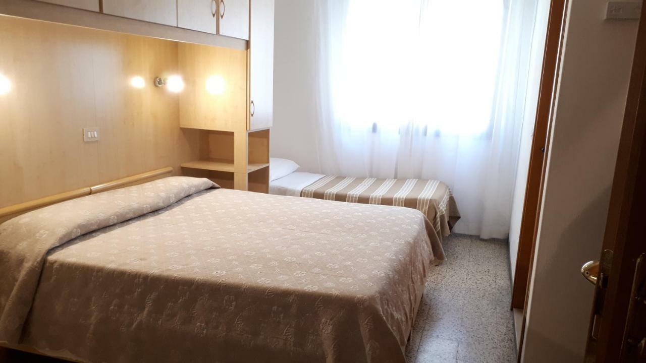 Hotel Villa Dina Lido di Jesolo Luaran gambar