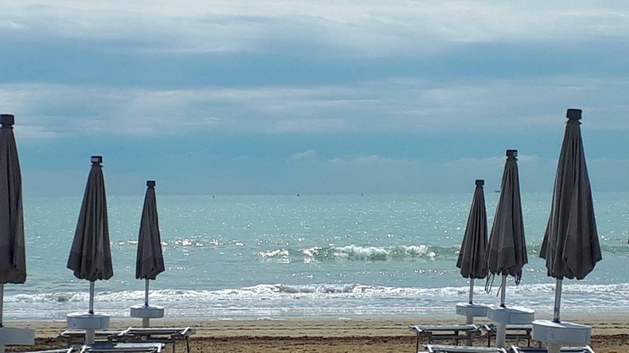 Hotel Villa Dina Lido di Jesolo Luaran gambar