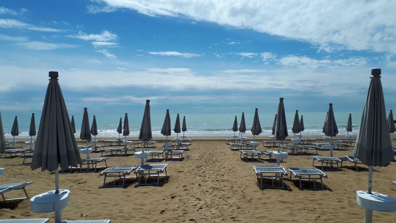 Hotel Villa Dina Lido di Jesolo Luaran gambar